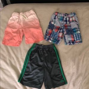 ✨2 for 20✨ Boys 3 pair shorts!